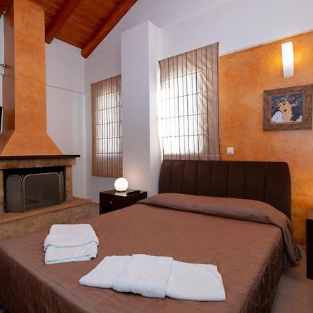 Ahilion Hotel Kalavryta Esterno foto