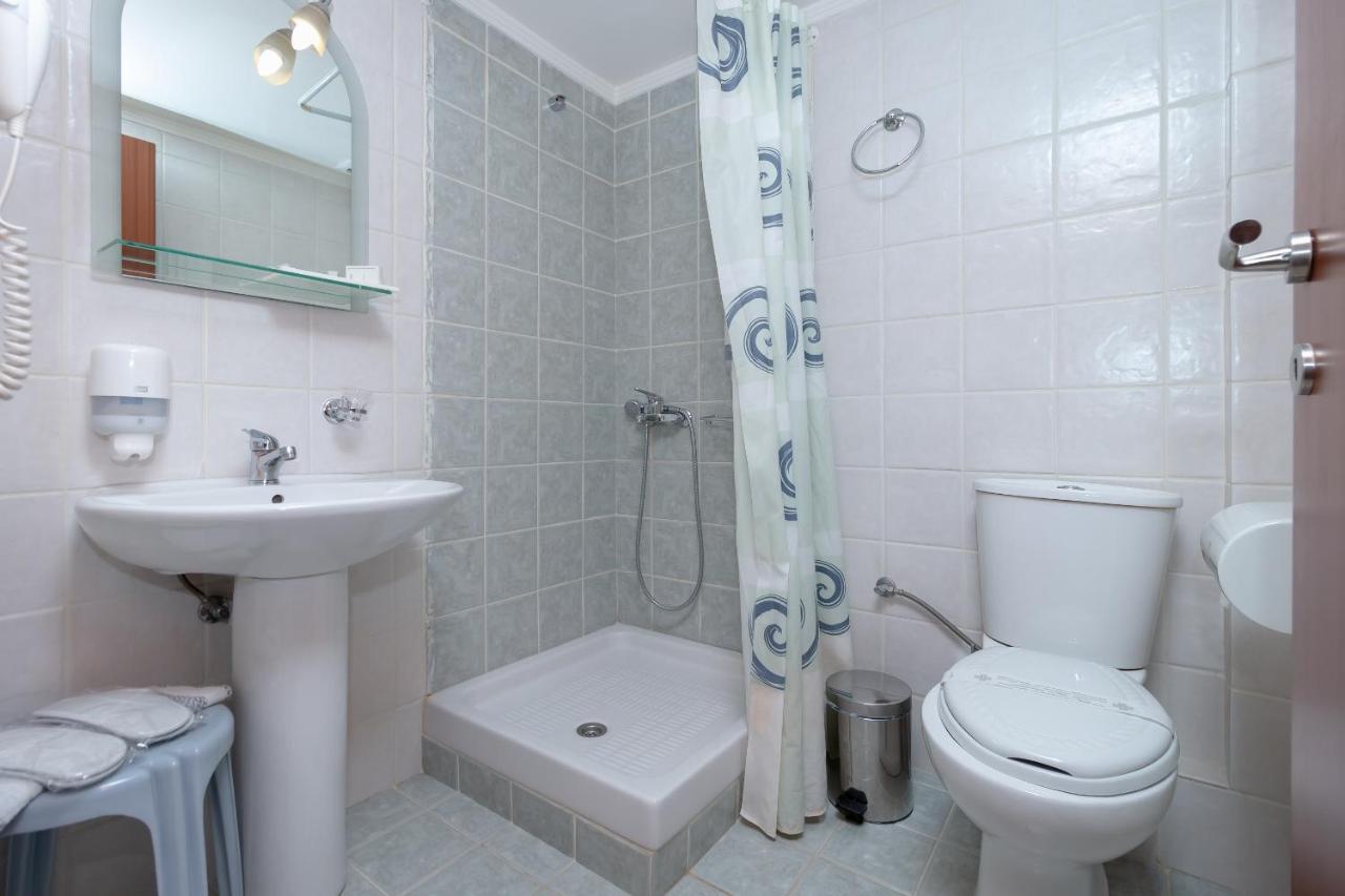 Ahilion Hotel Kalavryta Esterno foto
