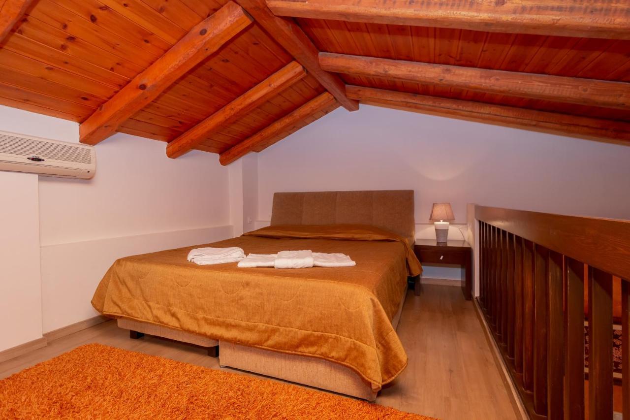 Ahilion Hotel Kalavryta Esterno foto