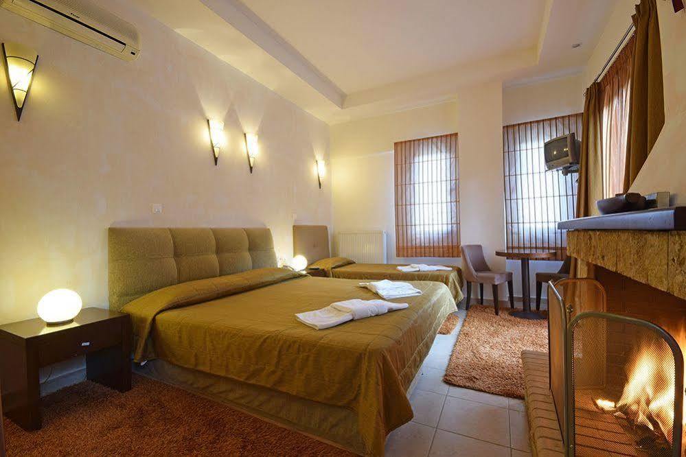 Ahilion Hotel Kalavryta Esterno foto