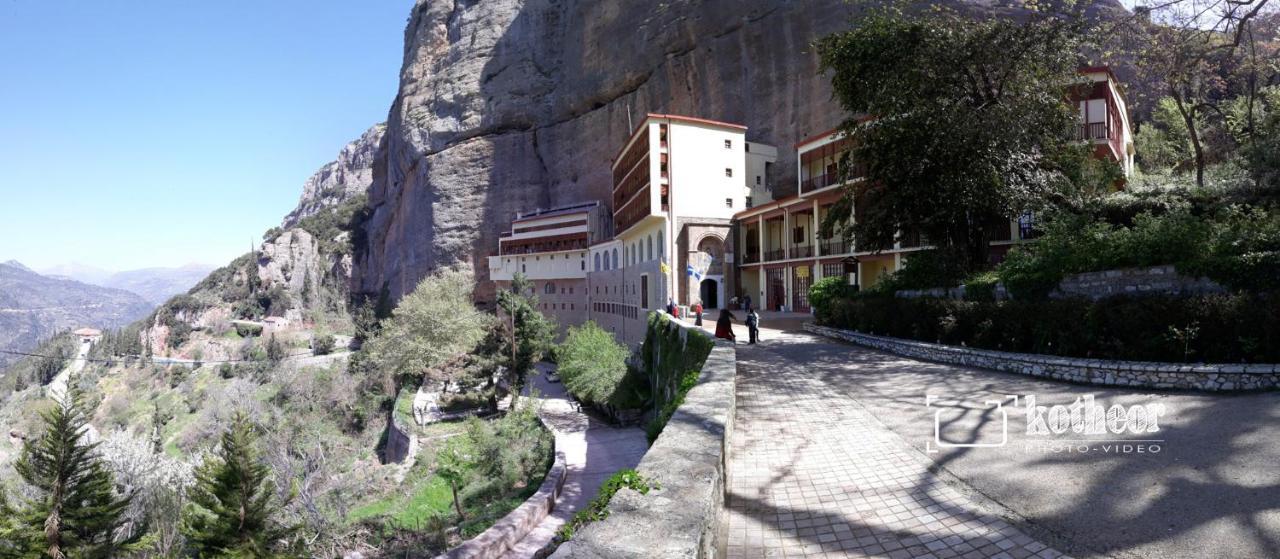 Ahilion Hotel Kalavryta Esterno foto