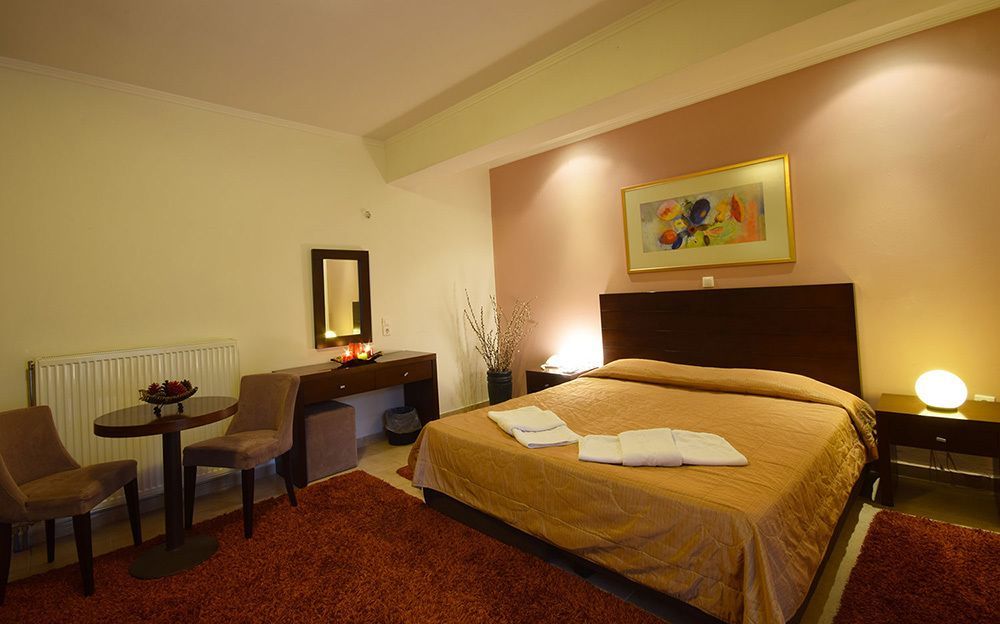 Ahilion Hotel Kalavryta Esterno foto
